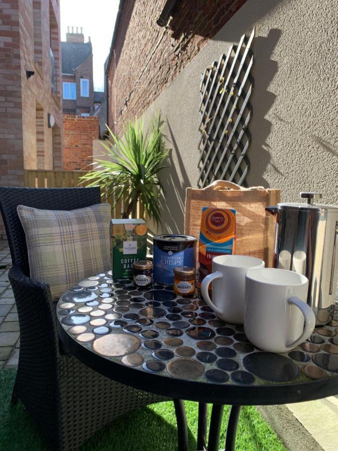 York Staycation With Free Parking Exterior foto