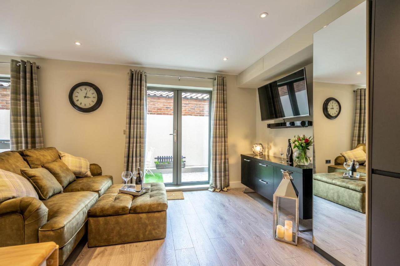 York Staycation With Free Parking Exterior foto
