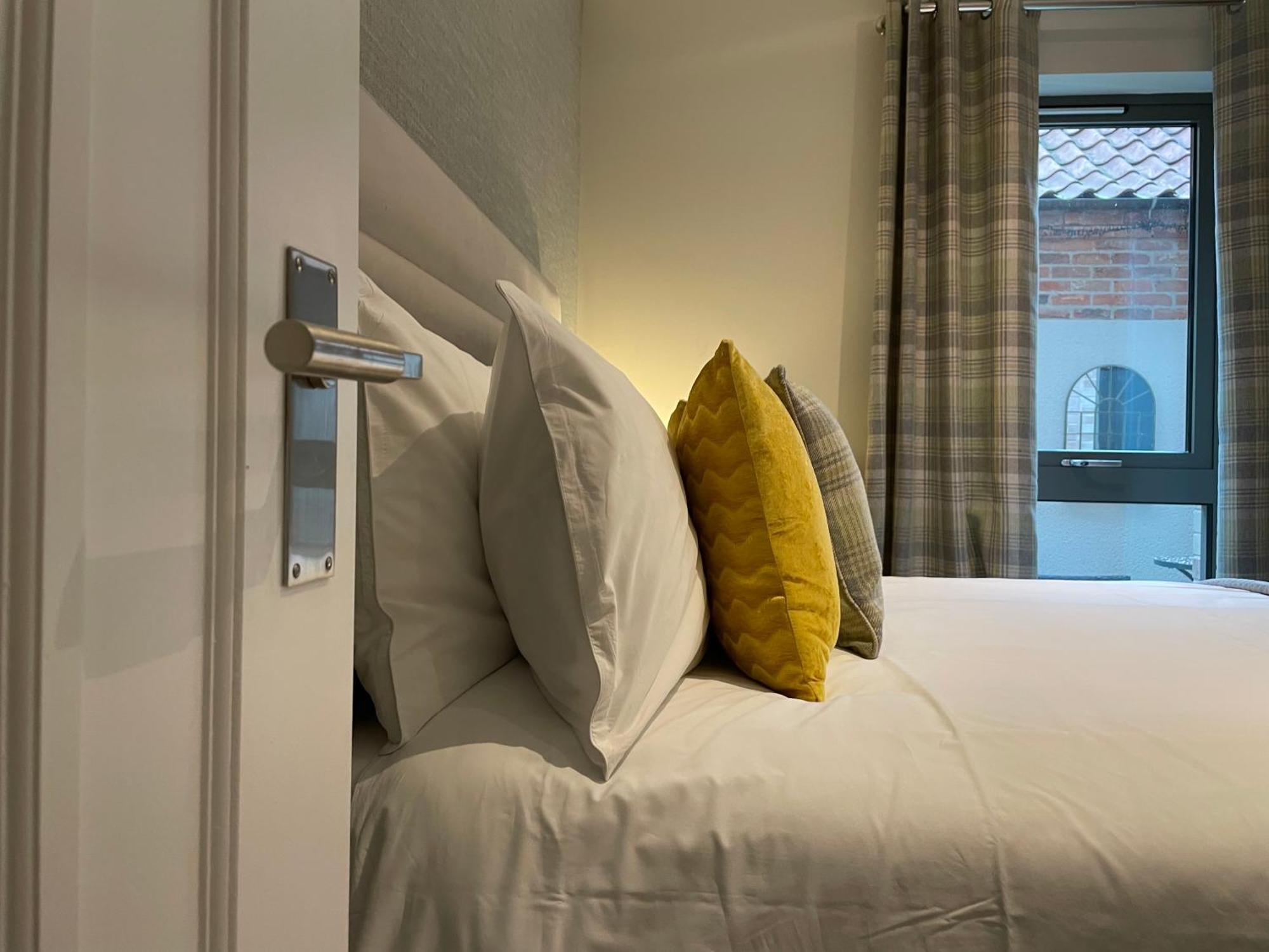 York Staycation With Free Parking Exterior foto